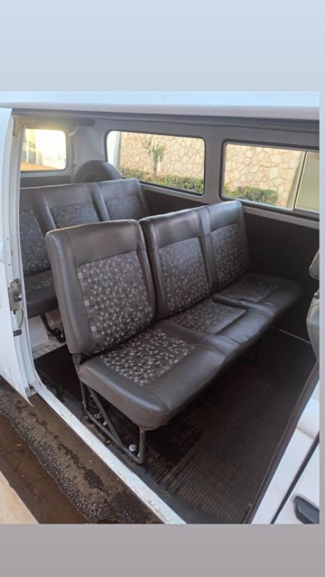 VOLKSWAGEN Kombi 1.6 STD 9 LUGARES, Foto 8