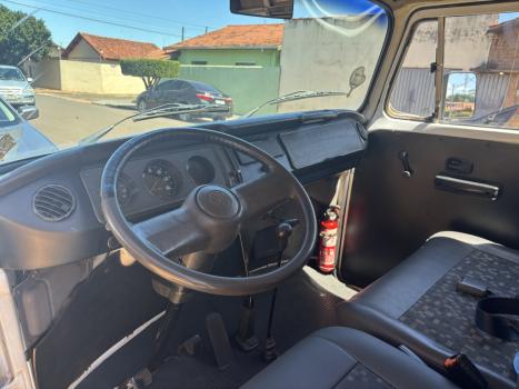 VOLKSWAGEN Kombi 1.6 STD 9 LUGARES, Foto 10