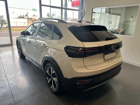 VOLKSWAGEN Nivus 1.0 4P FLEX 200 TSI HIGHLINE TURBO AUTOM�TICO, Foto 7