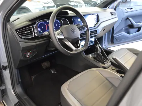 VOLKSWAGEN Nivus 1.0 4P FLEX 200 TSI HIGHLINE TURBO AUTOMÁTICO, Foto 5 VOLKSWAGEN Nivus 1.0 4P FLEX 200 TSI HIGHLINE TURBO AUTOMÁTICO, Foto 5