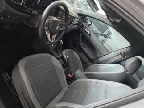 VOLKSWAGEN Nivus 1.0 4P FLEX 200 TSI HIGHLINE TURBO AUTOMTICO, Foto 9