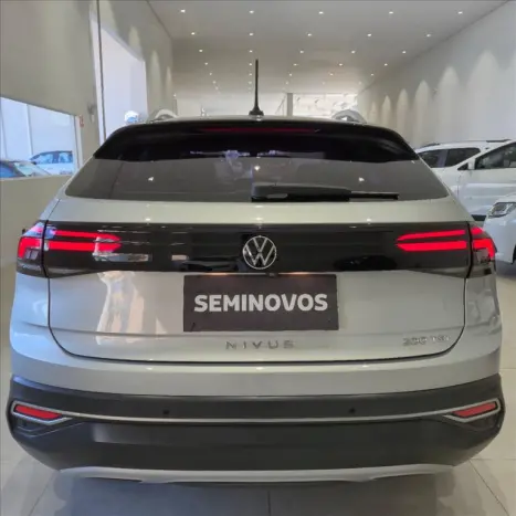 VOLKSWAGEN Nivus 1.0 4P FLEX 200 TSI HIGHLINE TURBO AUTOMTICO, Foto 5