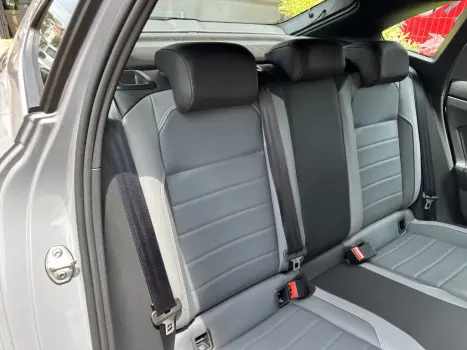 VOLKSWAGEN Nivus 1.0 4P FLEX 200 TSI HIGHLINE TURBO AUTOMTICO, Foto 22