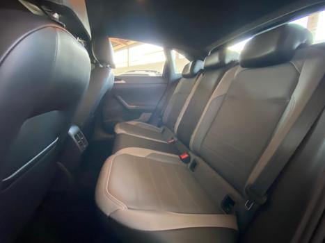 VOLKSWAGEN Nivus 1.0 4P FLEX 200 TSI HIGHLINE TURBO AUTOMTICO, Foto 12