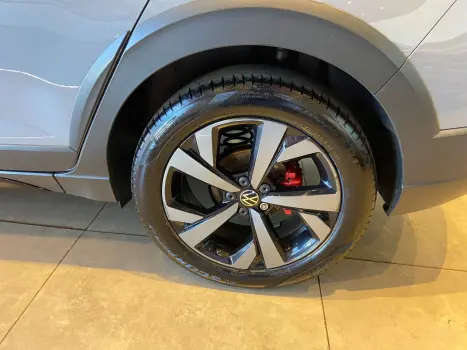 VOLKSWAGEN Nivus 1.0 4P FLEX 200 TSI HIGHLINE TURBO AUTOMTICO, Foto 8