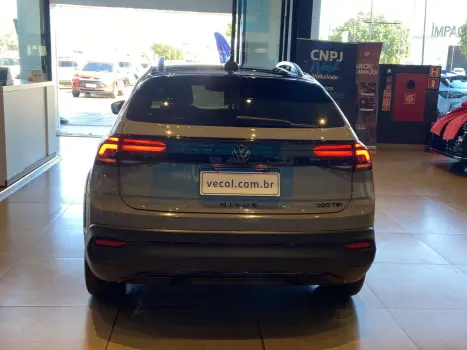 VOLKSWAGEN Nivus 1.0 4P FLEX 200 TSI HIGHLINE TURBO AUTOMTICO, Foto 10