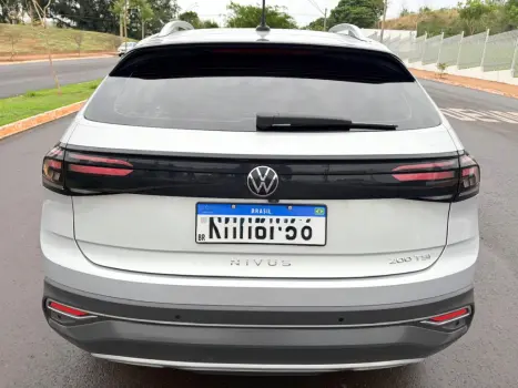 VOLKSWAGEN Nivus 1.0 4P FLEX 200 TSI HIGHLINE TURBO AUTOMTICO, Foto 5