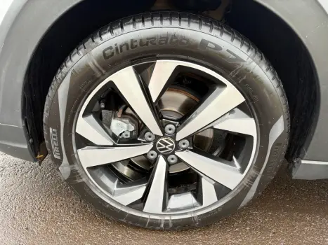 VOLKSWAGEN Nivus 1.0 4P FLEX 200 TSI HIGHLINE TURBO AUTOMTICO, Foto 9