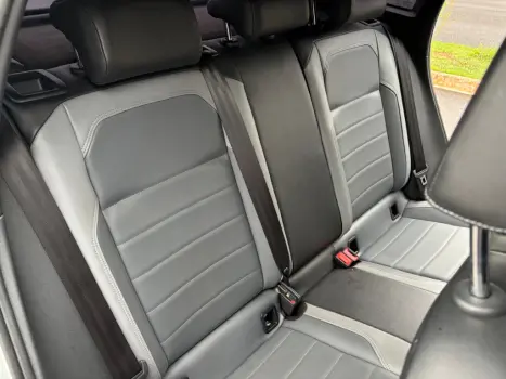 VOLKSWAGEN Nivus 1.0 4P FLEX 200 TSI HIGHLINE TURBO AUTOMTICO, Foto 12