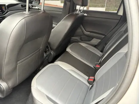 VOLKSWAGEN Nivus 1.0 4P FLEX 200 TSI HIGHLINE TURBO AUTOMTICO, Foto 14
