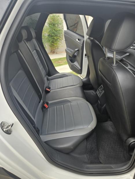 VOLKSWAGEN Nivus 1.0 4P FLEX 200 TSI HIGHLINE TURBO AUTOMÁTICO, Foto 12 VOLKSWAGEN Nivus 1.0 4P FLEX 200 TSI HIGHLINE TURBO AUTOMÁTICO, Foto 12