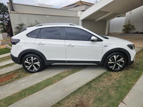 VOLKSWAGEN Nivus 1.0 4P FLEX 200 TSI HIGHLINE TURBO AUTOMÁTICO, Foto 5 VOLKSWAGEN Nivus 1.0 4P FLEX 200 TSI HIGHLINE TURBO AUTOMÁTICO, Foto 5