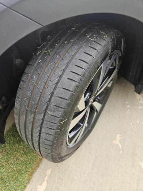 VOLKSWAGEN Nivus 1.0 4P FLEX 200 TSI HIGHLINE TURBO AUTOMÁTICO, Foto 13 VOLKSWAGEN Nivus 1.0 4P FLEX 200 TSI HIGHLINE TURBO AUTOMÁTICO, Foto 13