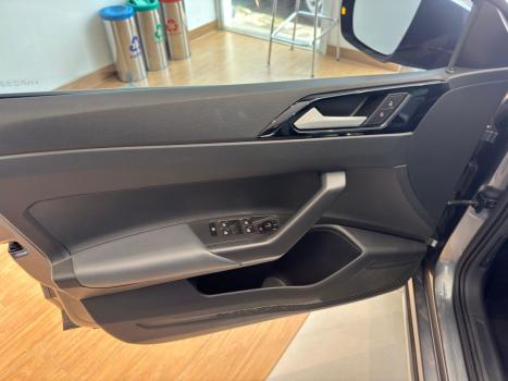 VOLKSWAGEN Nivus 1.0 4P FLEX 200 TSI HIGHLINE TURBO AUTOM�TICO, Foto 7