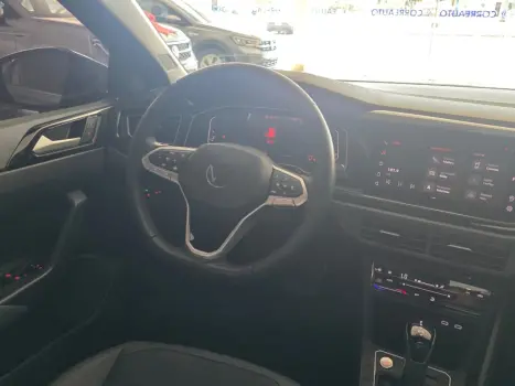 VOLKSWAGEN Nivus 1.0 4P FLEX 200 TSI HIGHLINE TURBO AUTOM�TICO, Foto 18