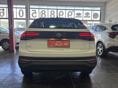 VOLKSWAGEN Nivus 1.0 4P FLEX 200 TSI COMFORTLINE TURBO AUTOM�TICO, Foto 4