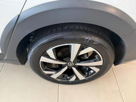VOLKSWAGEN Nivus 1.0 4P FLEX 200 TSI HIGHLINE TURBO AUTOM�TICO, Foto 11