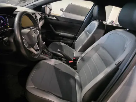 VOLKSWAGEN Nivus 1.0 4P FLEX 200 TSI HIGHLINE TURBO AUTOM�TICO, Foto 12