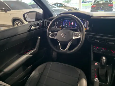 VOLKSWAGEN Nivus 1.0 4P FLEX 200 TSI HIGHLINE TURBO AUTOM�TICO, Foto 14