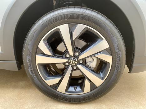 VOLKSWAGEN Nivus 1.0 4P FLEX 200 TSI HIGHLINE TURBO AUTOM�TICO, Foto 8