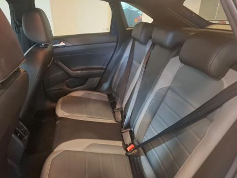 VOLKSWAGEN Nivus 1.0 4P FLEX 200 TSI HIGHLINE TURBO AUTOM�TICO, Foto 6