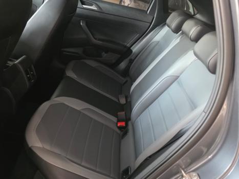 VOLKSWAGEN Nivus 1.0 4P FLEX 200 TSI HIGHLINE TURBO AUTOM�TICO, Foto 15