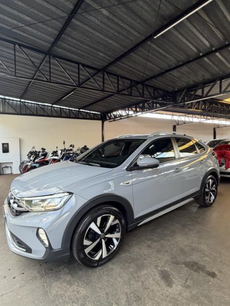 VOLKSWAGEN Nivus 1.0 4P FLEX 200 TSI HIGHLINE TURBO AUTOM�TICO, Foto 2