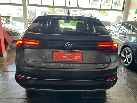 VOLKSWAGEN Nivus 1.0 4P FLEX 200 TSI HIGHLINE TURBO AUTOM�TICO, Foto 4