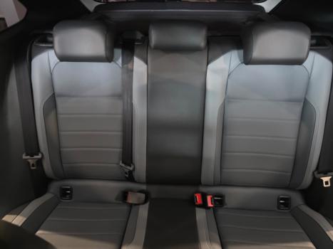 VOLKSWAGEN Nivus 1.0 4P FLEX 200 TSI HIGHLINE TURBO AUTOM�TICO, Foto 18