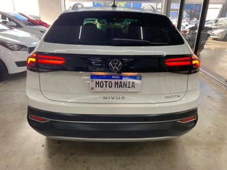 VOLKSWAGEN Nivus 1.0 4P FLEX 200 TSI HIGHLINE TURBO AUTOM�TICO, Foto 13