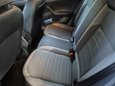 VOLKSWAGEN Nivus 1.0 4P FLEX 200 TSI HIGHLINE TURBO AUTOM�TICO, Foto 7
