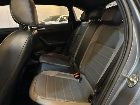 VOLKSWAGEN Nivus 1.0 4P FLEX 200 TSI HIGHLINE TURBO AUTOM�TICO, Foto 10