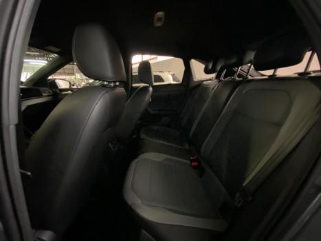 VOLKSWAGEN Nivus 1.0 4P FLEX 200 TSI HIGHLINE TURBO AUTOM�TICO, Foto 10
