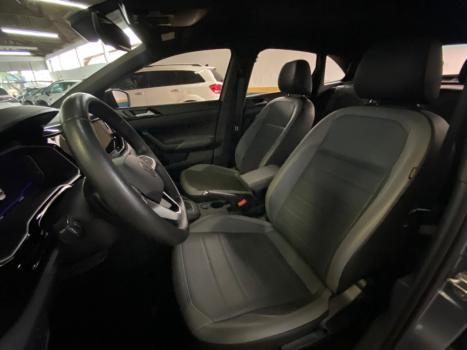 VOLKSWAGEN Nivus 1.0 4P FLEX 200 TSI HIGHLINE TURBO AUTOM�TICO, Foto 11