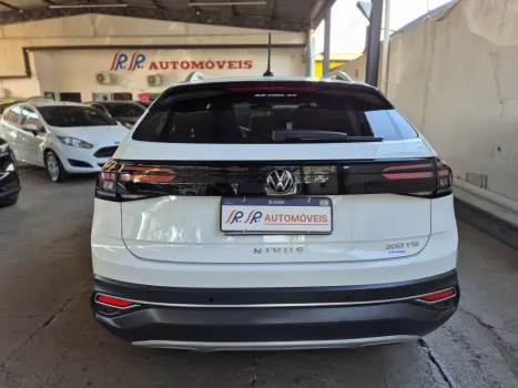 VOLKSWAGEN Nivus 1.0 4P FLEX 200 TSI HIGHLINE TURBO AUTOM�TICO, Foto 4