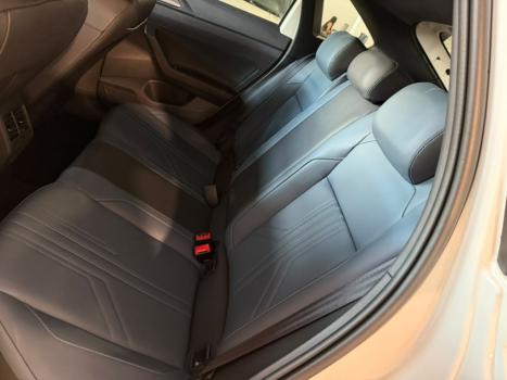 VOLKSWAGEN Nivus 1.0 4P FLEX 200 TSI HIGHLINE TURBO AUTOMÁTICO, Foto 21
