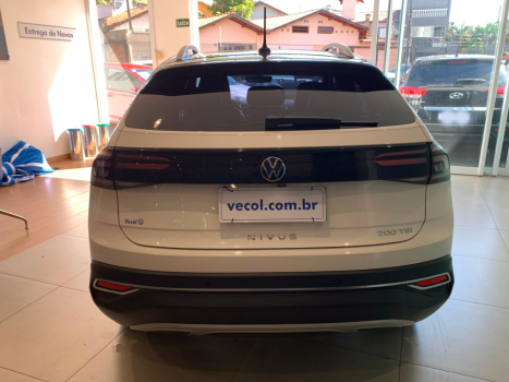 VOLKSWAGEN Nivus 1.0 4P FLEX 200 TSI HIGHLINE TURBO AUTOM�TICO, Foto 10