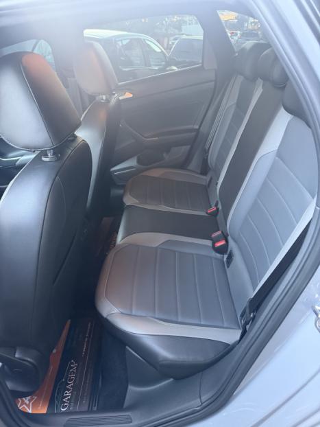 VOLKSWAGEN Nivus 1.0 4P FLEX 200 TSI HIGHLINE TURBO AUTOMÁTICO, Foto 3