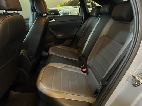 VOLKSWAGEN Nivus 1.0 4P FLEX 200 TSI HIGHLINE TURBO AUTOMÁTICO, Foto 11