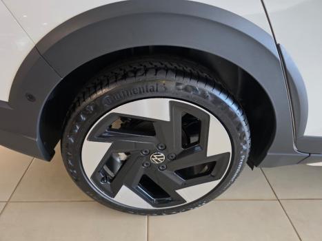 VOLKSWAGEN Nivus 1.4 250 TSI TOTAL FLEX GTS AUTOM�TICO, Foto 17