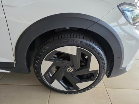 VOLKSWAGEN Nivus 1.4 250 TSI TOTAL FLEX GTS AUTOM�TICO, Foto 18