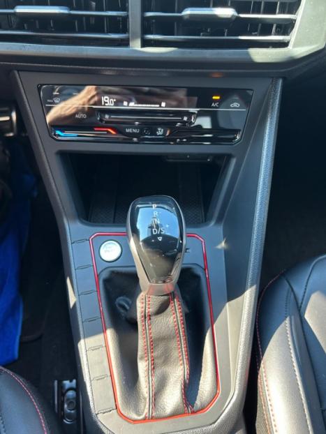 VOLKSWAGEN Nivus 1.4 250 TSI TOTAL FLEX GTS AUTOM�TICO, Foto 17