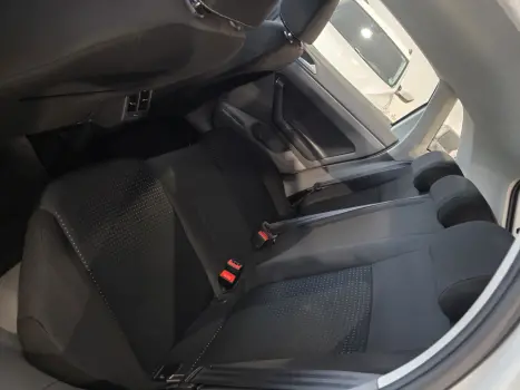 VOLKSWAGEN Polo Hatch 1.0 12V 4P 200 TSI  COMFORTLINE AUTOMTICO, Foto 16