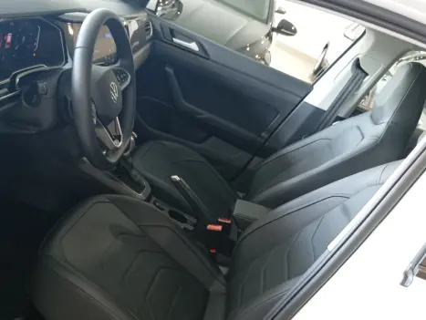 VOLKSWAGEN Polo Hatch 1.0 4P 170 TSI HIGHLINE AUTOMTICO, Foto 12