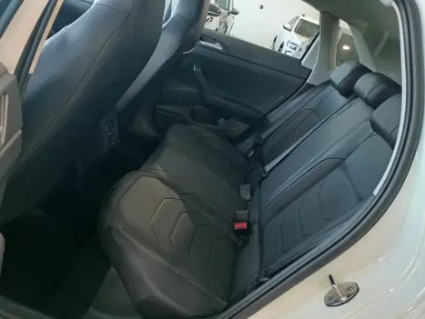 VOLKSWAGEN Polo Hatch 1.0 4P 170 TSI HIGHLINE AUTOMTICO, Foto 16