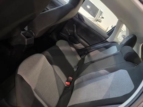 VOLKSWAGEN Polo Hatch 1.0 4P MPI TRACK ROCK IN ROCK, Foto 13