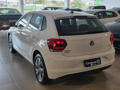 VOLKSWAGEN Polo Hatch 1.0 12V 4P 200 TSI HIGHLINE AUTOM�TICO, Foto 4
