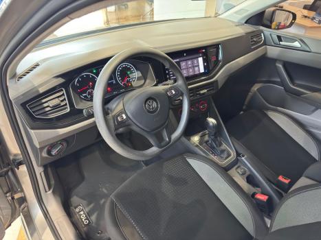 VOLKSWAGEN Polo Hatch 1.0 12V 4P 200 TSI  COMFORTLINE AUTOM�TICO, Foto 4