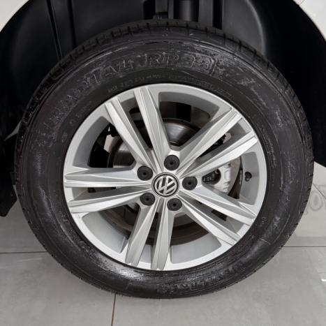 VOLKSWAGEN Polo Hatch 1.0 12V 4P 200 TSI  COMFORTLINE AUTOM�TICO, Foto 11