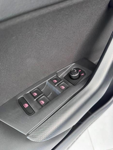 VOLKSWAGEN Polo Hatch 1.0 12V 4P 200 TSI HIGHLINE AUTOM�TICO, Foto 19